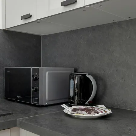 Exclusive And Modern Grey With Furnished Balcony In By Renters Lägenhet Kołobrzeg