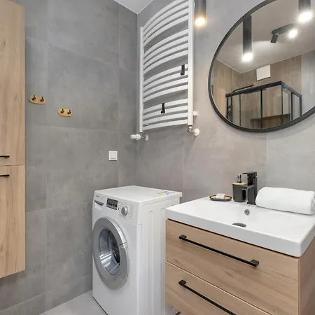 Appartement Exclusive And Modern Grey With Furnished Balcony In By Renters *